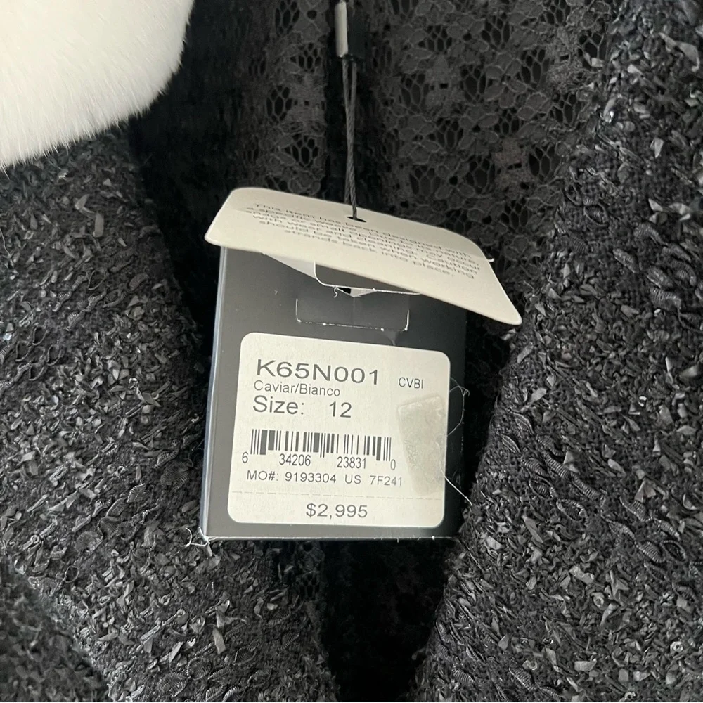 St. John Soft Jacket, Size 12 - Picture 9 of 11